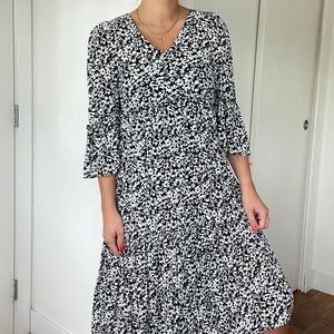 MIDI PUFF SHOULDER DRESS